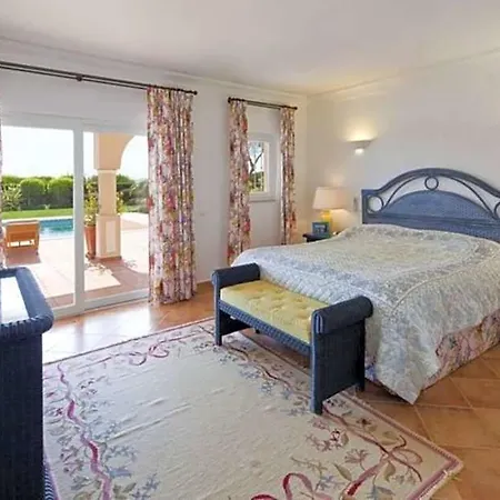 Villa Praia Da Luz Sleeps 8 Pool Air Con Wifi