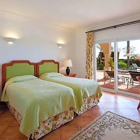 Praia Da Luz Sleeps 8 Pool Air Con Wifi *