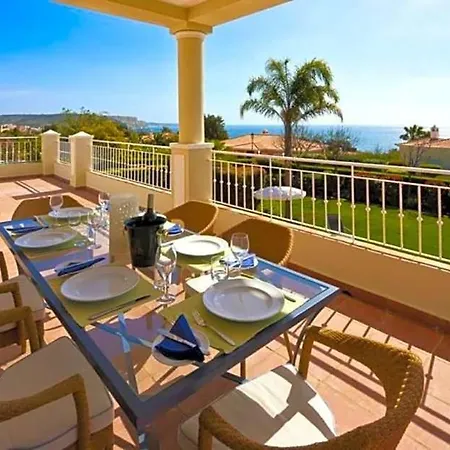 Praia Da Luz Sleeps 8 Pool Air Con Wifi